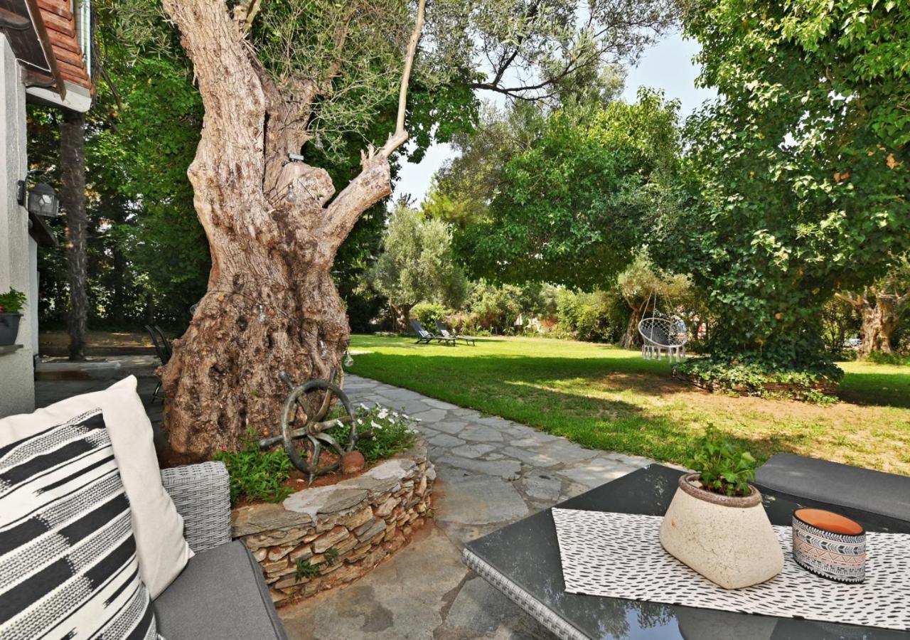 Ares Garden House - Nea Moudania Halkidiki Pension Buitenkant foto